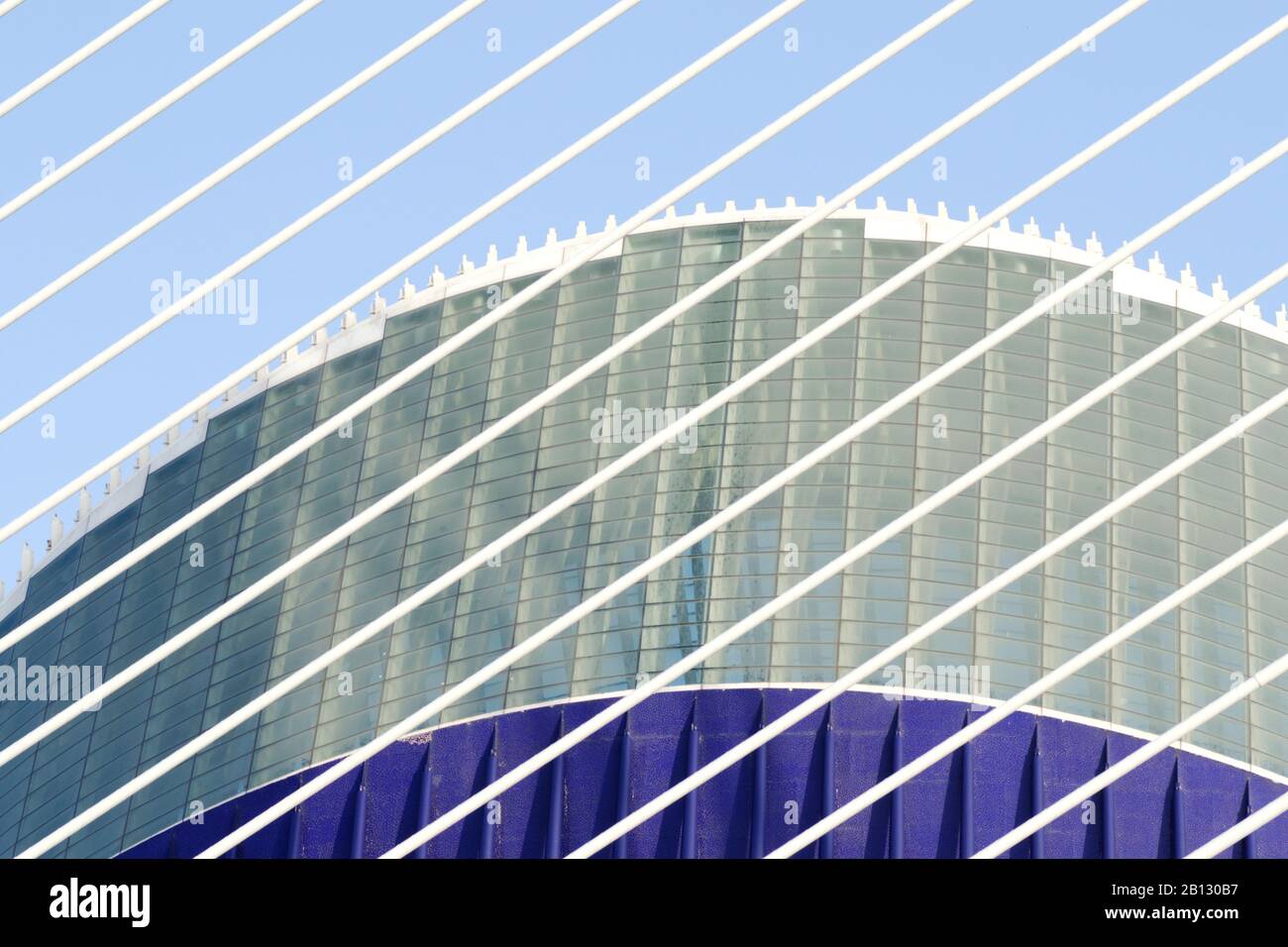 Puente de l'Assut de l'Or und Agora, Stadt der Künste und Wissenschaften, Valencia, Spanien Stockfoto