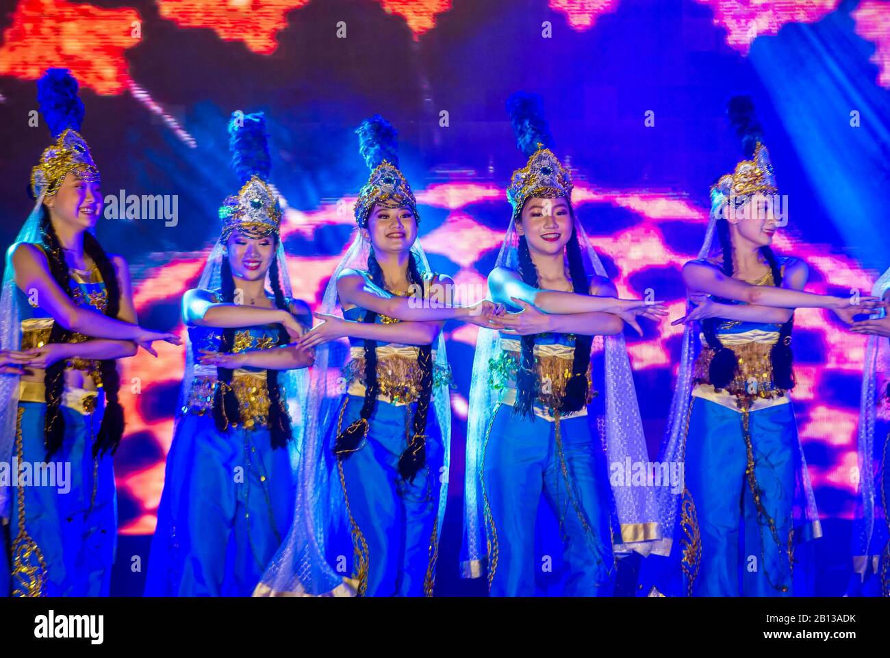 Chinesischer Volkstanz in Chinatown Manila auf den Philippinen Stockfoto