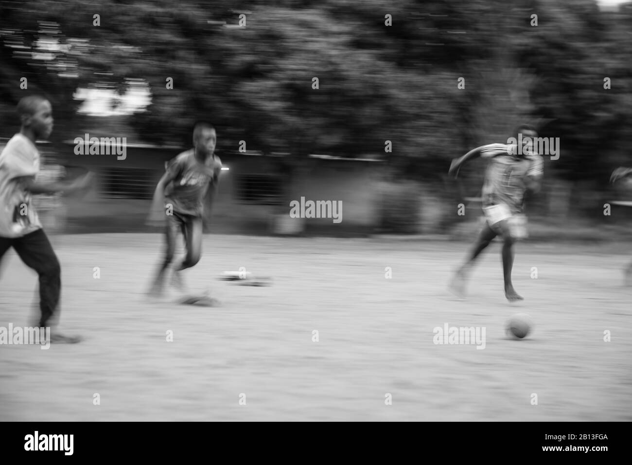 Straßenfußball, Demokratische Republik Kongo, Afrika Stockfoto