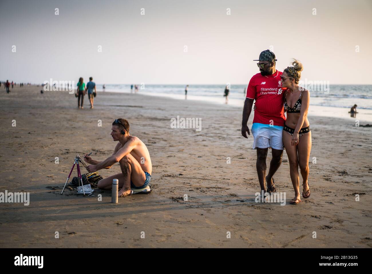 Menschen am Strand, Arambol, Goa, Indien Stockfoto