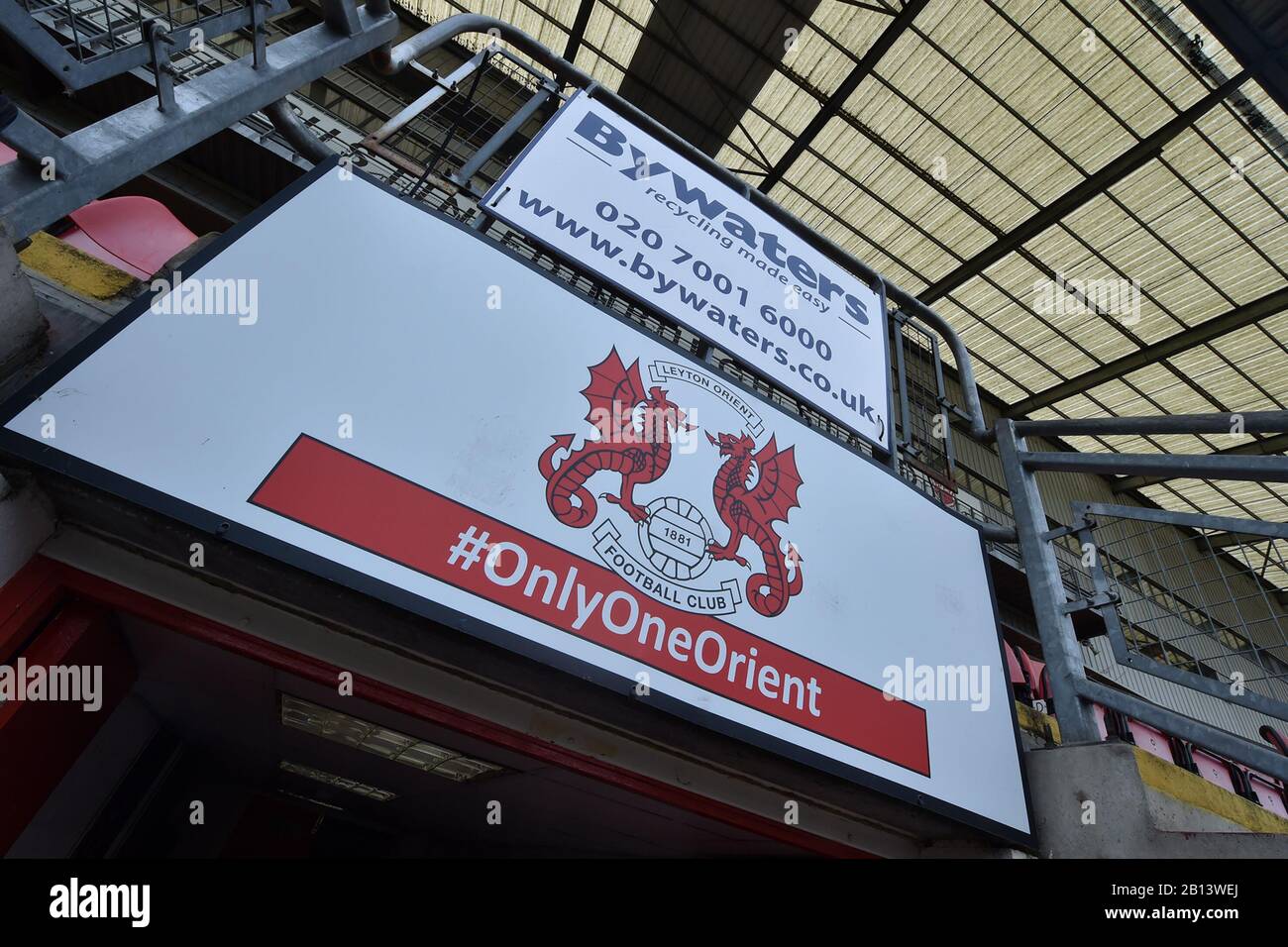 London, Großbritannien. Februar 2020. London, ENGLAND - 22. FEBRUAR Allgemeine Sicht auf das Brisbane Road Stadium von Leyton Orient vor dem Spiel der Sky Bet League 2 zwischen Leyton Orient und Oldham Athletic im Matchroom Stadium, London am Samstag, 22. Februar 2020. (Kredit: Eddie Garvey/MI News) Foto darf nur für redaktionelle Zwecke in Zeitungen und/oder Zeitschriften verwendet werden, Lizenz für kommerzielle Nutzung erforderlich Kredit: MI News & Sport /Alamy Live News Stockfoto