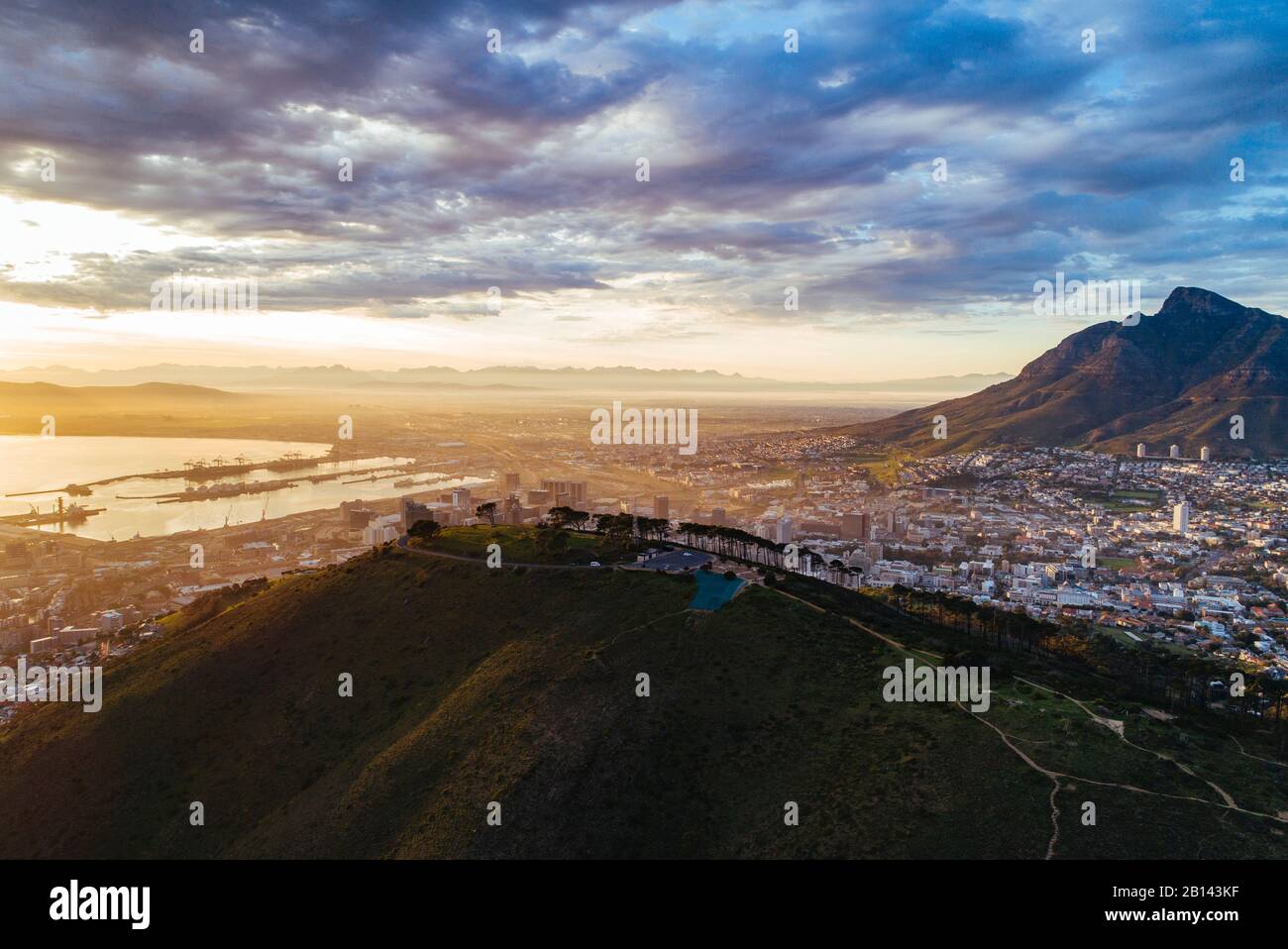 Kapstadt mit Tafelberg, Südafrika Stockfoto