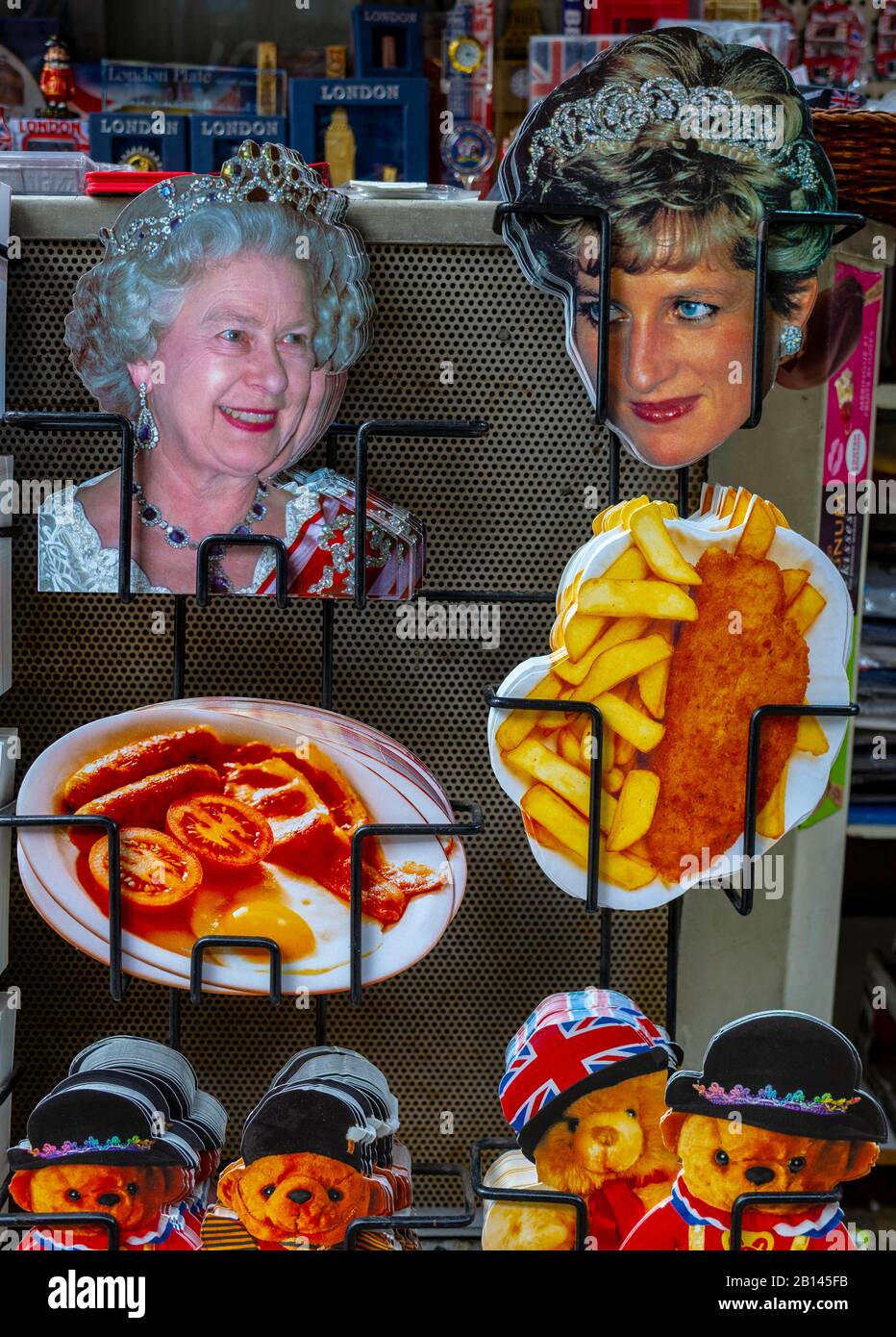 Shape Postcards, Lady Di, Queen Elizabeth, Fish and Chips, English Breakfast, Souvenirs, London Stockfoto