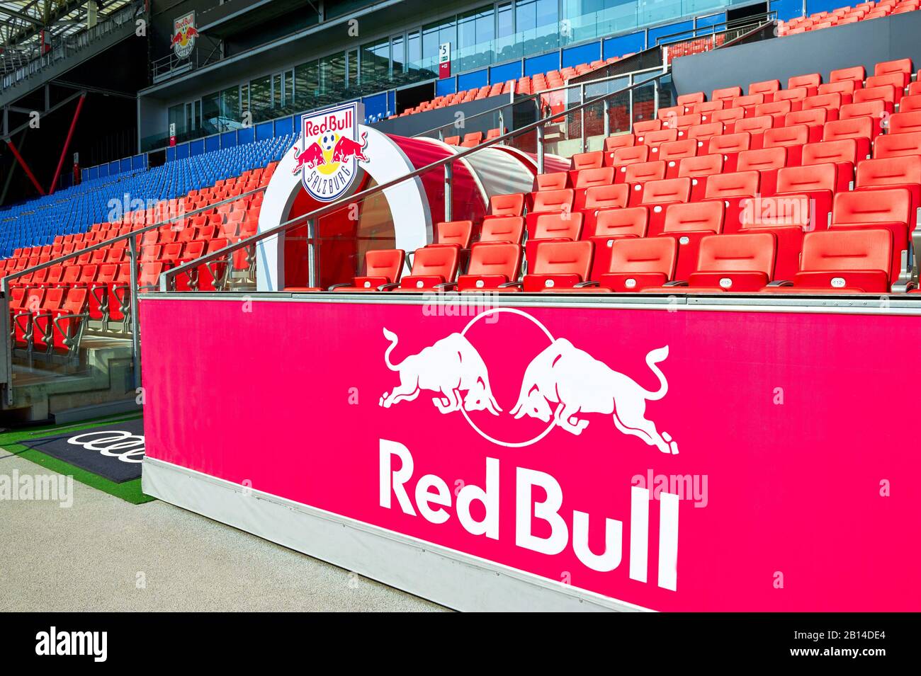 Bei den Tribunen der FC Red Bulls Arena, Salzburg Stockfoto