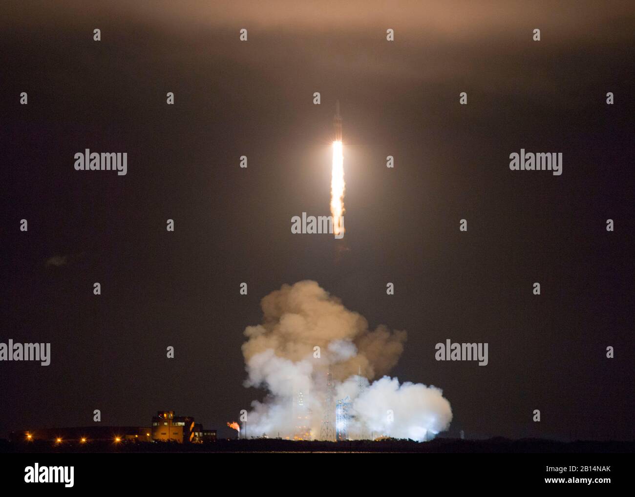 Delta Iv Schwere Rakete Stockfotos und bilder Kaufen Alamy