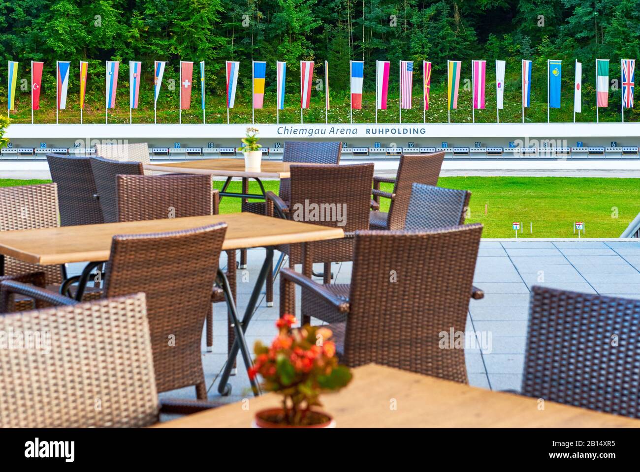 Besuch der Chiemgauer Arena - Biathlonstadion in Ruhpolding, Deutschland Stockfoto