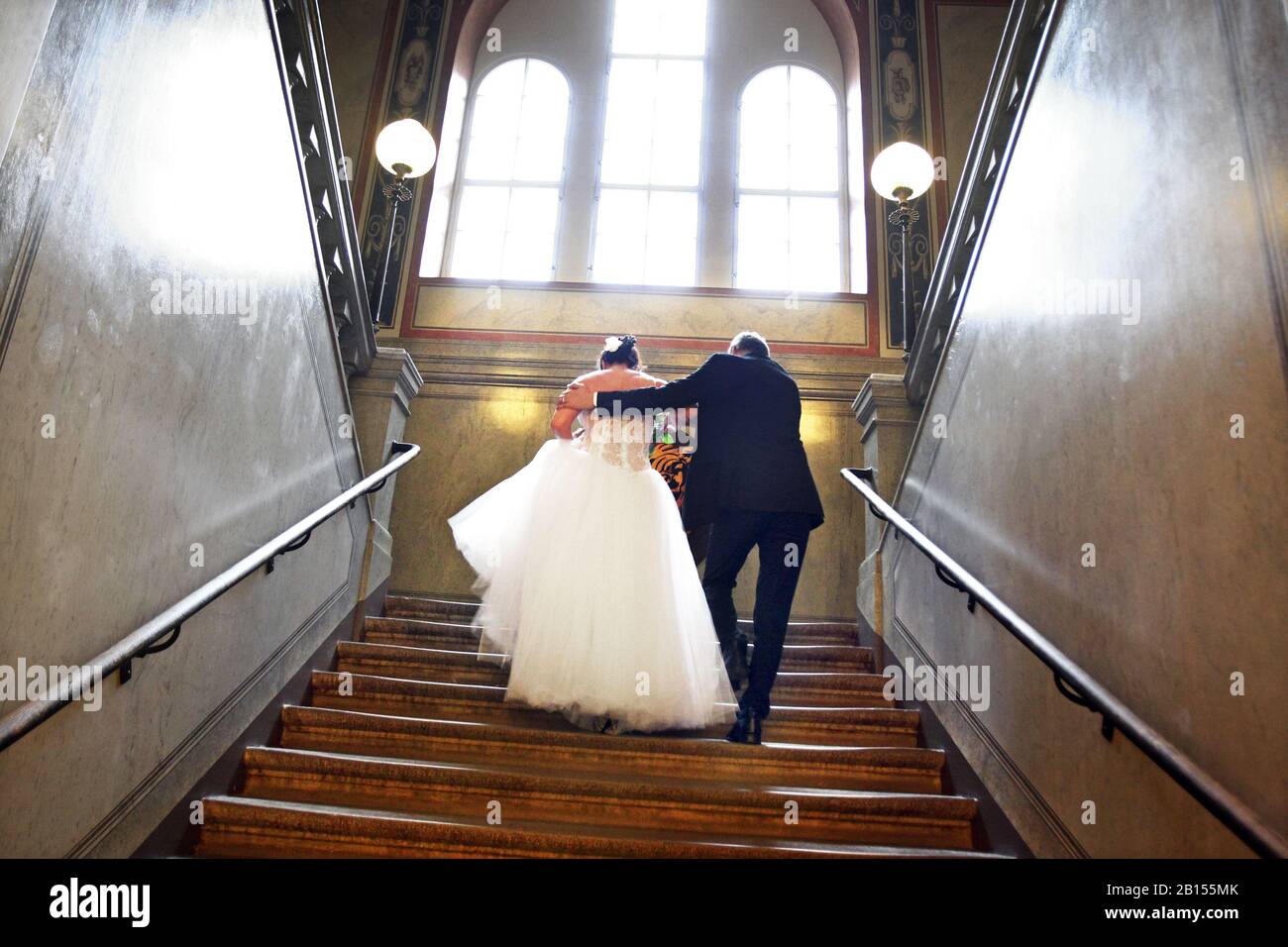 Ein brautpaar, das im Linköping Rathaus am 11. 2011 heiraten wird. Foto Jeppe Gustafsson Stockfoto