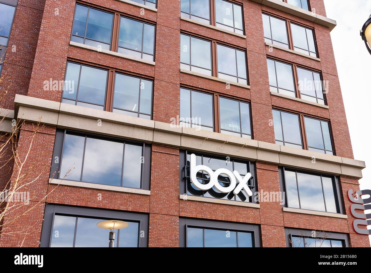 Februar 2020 Redwood City/CA/USA - Box, Inc Headquarters im Silicon Valley; Box, Inc. (Früher Box.net) ist ein Cloud Content Management und File sh Stockfoto