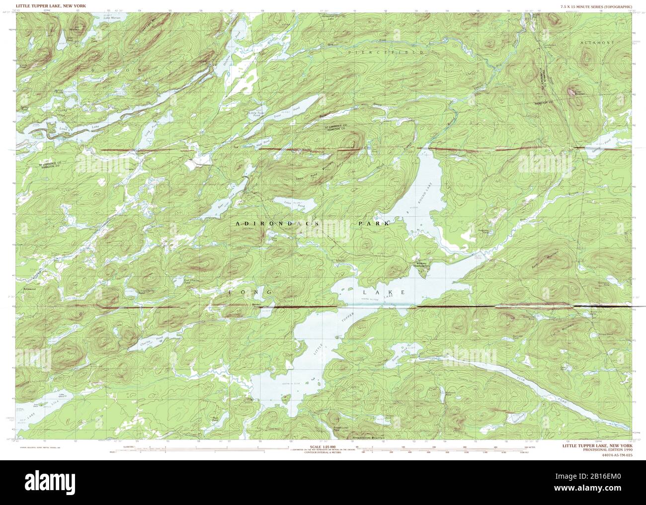 Sehr detaillierte Ansicht der topografischen Karte von 1990 für Little Tupper Lake, NY Stockfoto