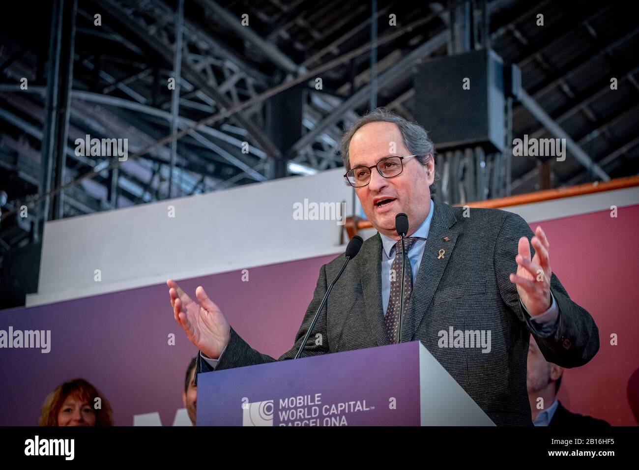 Der präsident der Generalitat de Catalunya, Quim Torra, sprach während der Veranstaltung.Nach der Aufhebung des Mobile World Congress 2020 aufgrund der Bedrohung durch Covid-19, Barcelona feiert die übliche Begrüßungsmahlzeit des Mobile Congresses als Ausgangspunkt der spontanen gemeinsamen Aktion der Unternehmergemeinschaft des Tech Spirit Barcelona mit verschiedenen Treffen und Aktivitäten für Fachleute, Unternehmen und Mäzene. Stockfoto