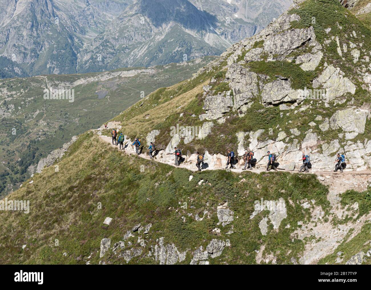 Frankreich, Mont Blanc Massiv, Chamonix, Bergsteiger zu Fuß zur Albert 1er Hütte Stockfoto