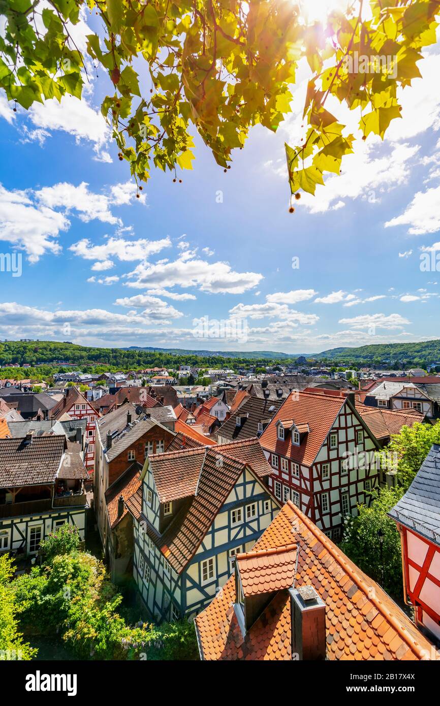 Deutschland, Hessen, Marburg an der Lahn, Hogh Winkelansicht von Fachwerkbauten Stockfoto