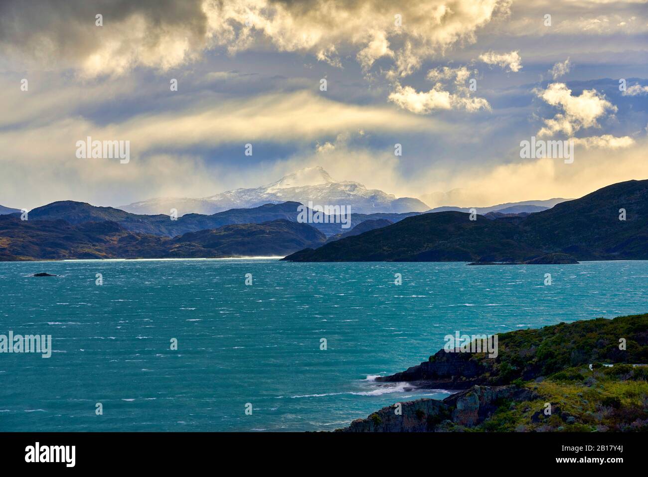 Chile, Patagonien, Magallanes und chilenische Antarktis-Region, Provinz Ultima Esperanza, Nationalpark Torres del Paine, Lake Pehoe Stockfoto