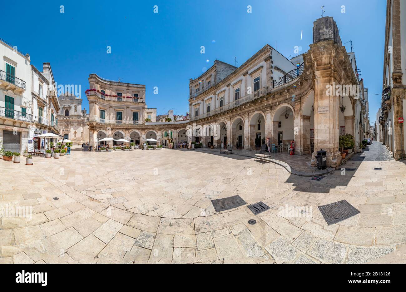 Italien, Provinz Taranto, Valle d'Itria, Martina Franca, Piazza Maria Immacolata, Basilika di San Martino Stockfoto