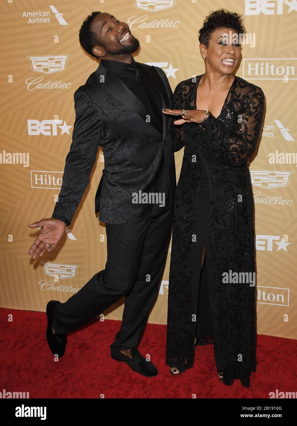 (L-R) Michael Jai White und Gillian Iliana White bei der Verleihung der American Black Film Festival Honors Awards Im Beverly Hilton in Beverly Hills, CA am Sonntag, 23. Februar 2020. (Foto Von Sthanlee B. Mirador/Sipa USA) Stockfoto