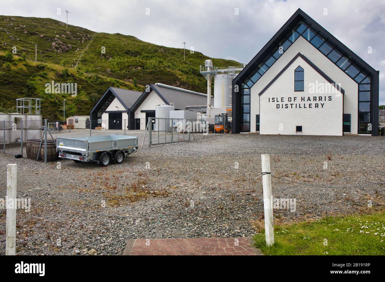 Isle of Harris Gin Destillerie wurde 2015 eröffnet, um einen lokalen Gin zu destillieren und Arbeitsplätze auf der Insel zu schaffen, Tarbert, Isle of Lewis, Äußere Hebriden Stockfoto