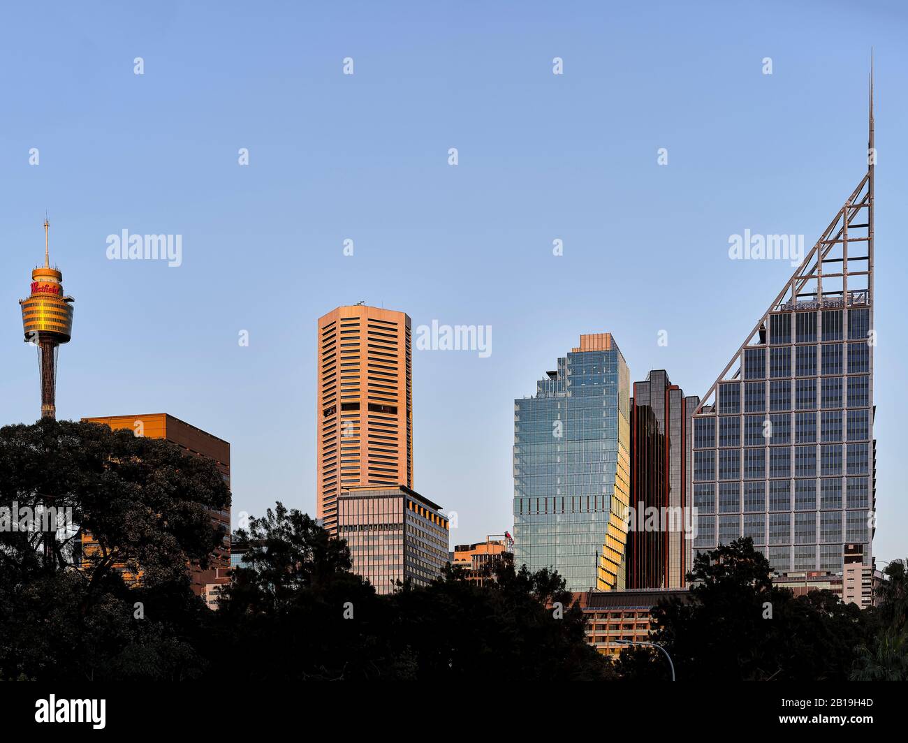 Ansicht von Der Domäne aus. Sixty Martin Place, Sydney, Australien. Architekt: Hassell, 2019. Stockfoto
