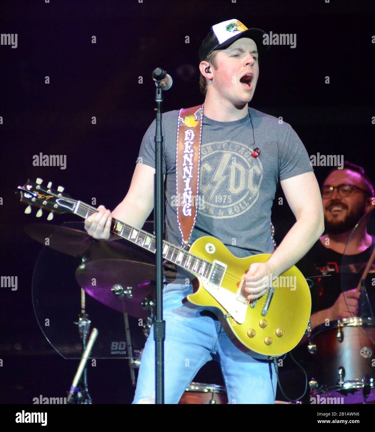 13. Februar 2020: Country-Sänger Travis Denning tritt auf Der Sylvee in Madison, Wisconsin auf. Ricky Bassman/CSM Stockfoto