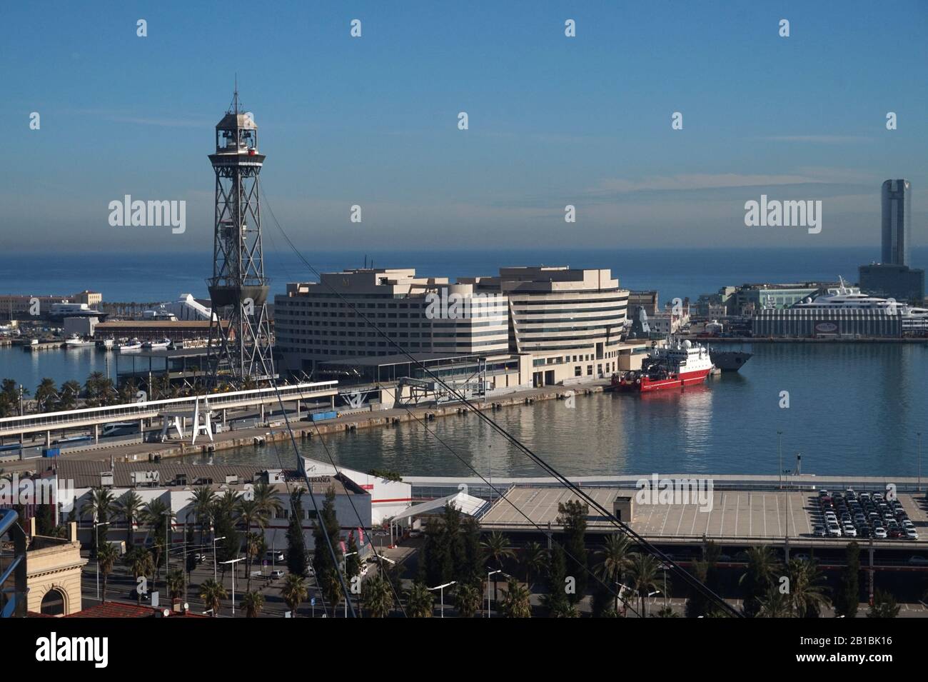 Der Hafen und das World Trade Center Barcelona, Spanien Stockfoto