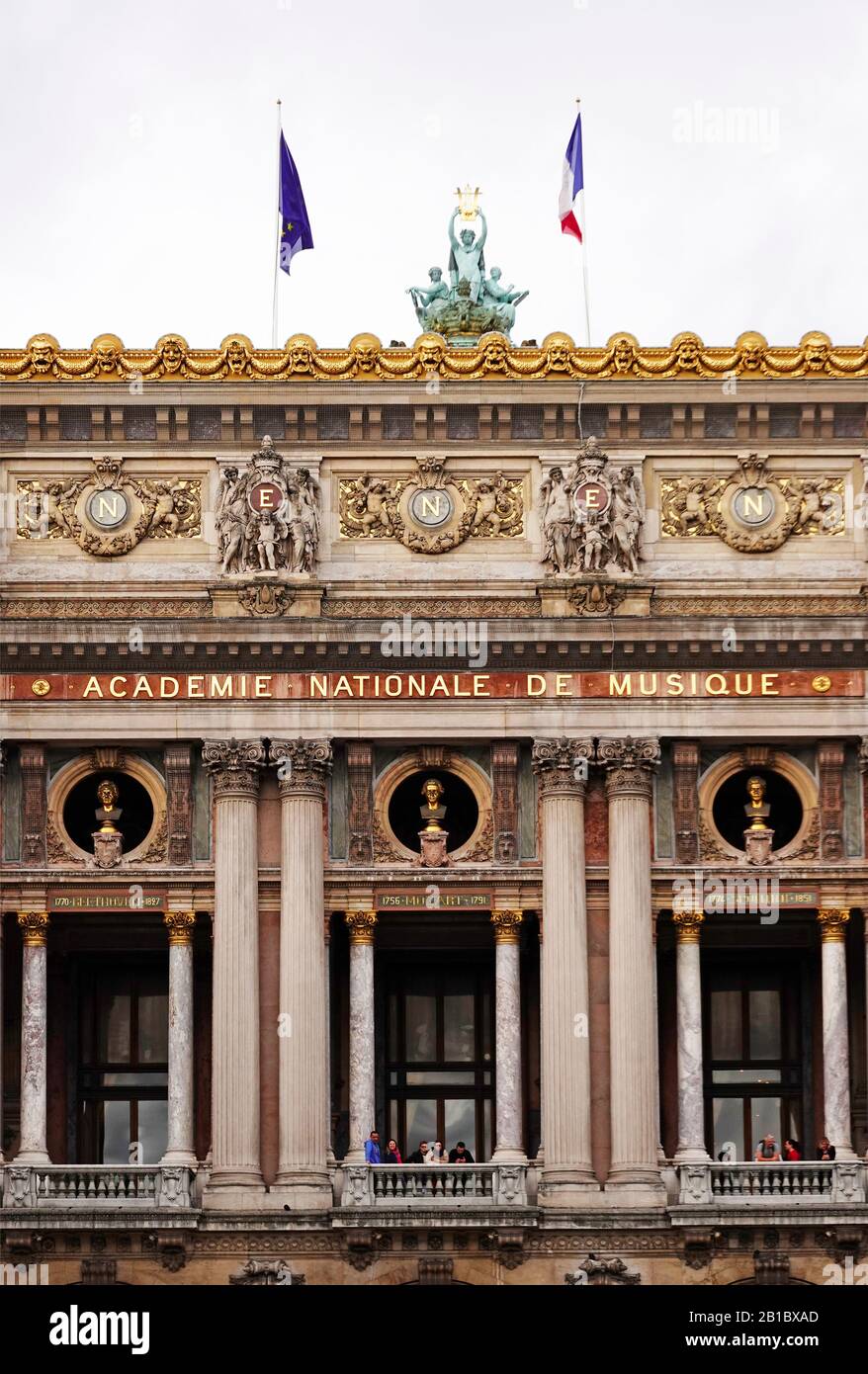 Neues pariser opernhaus -Fotos und -Bildmaterial in hoher Auflösung – Alamy
