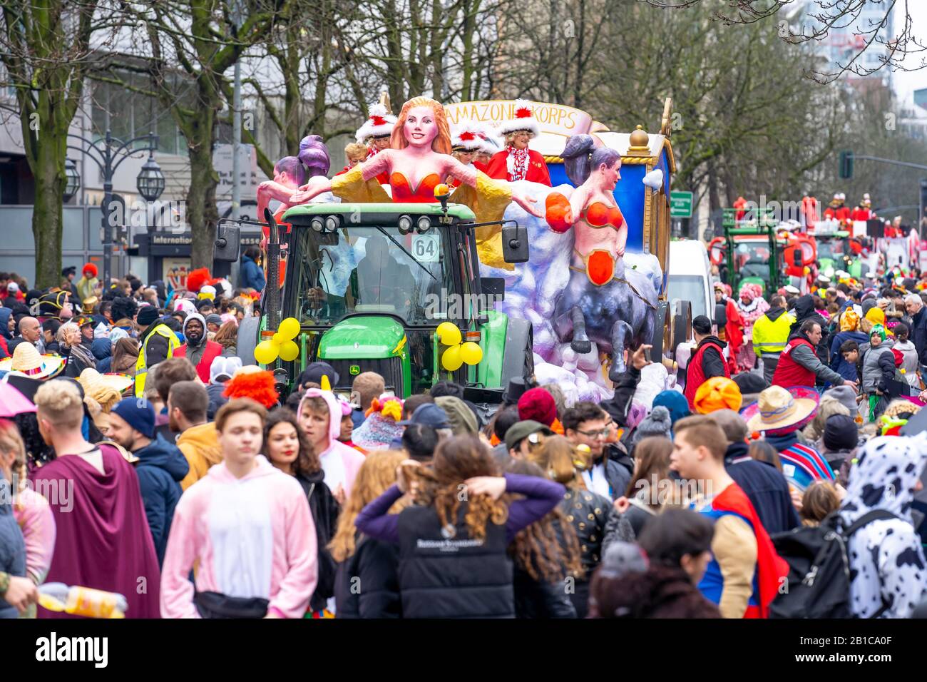 Schrove-Montagszug in DŸsseldorf, Straßenkarneval, Motivwagen im Karneval, Stockfoto