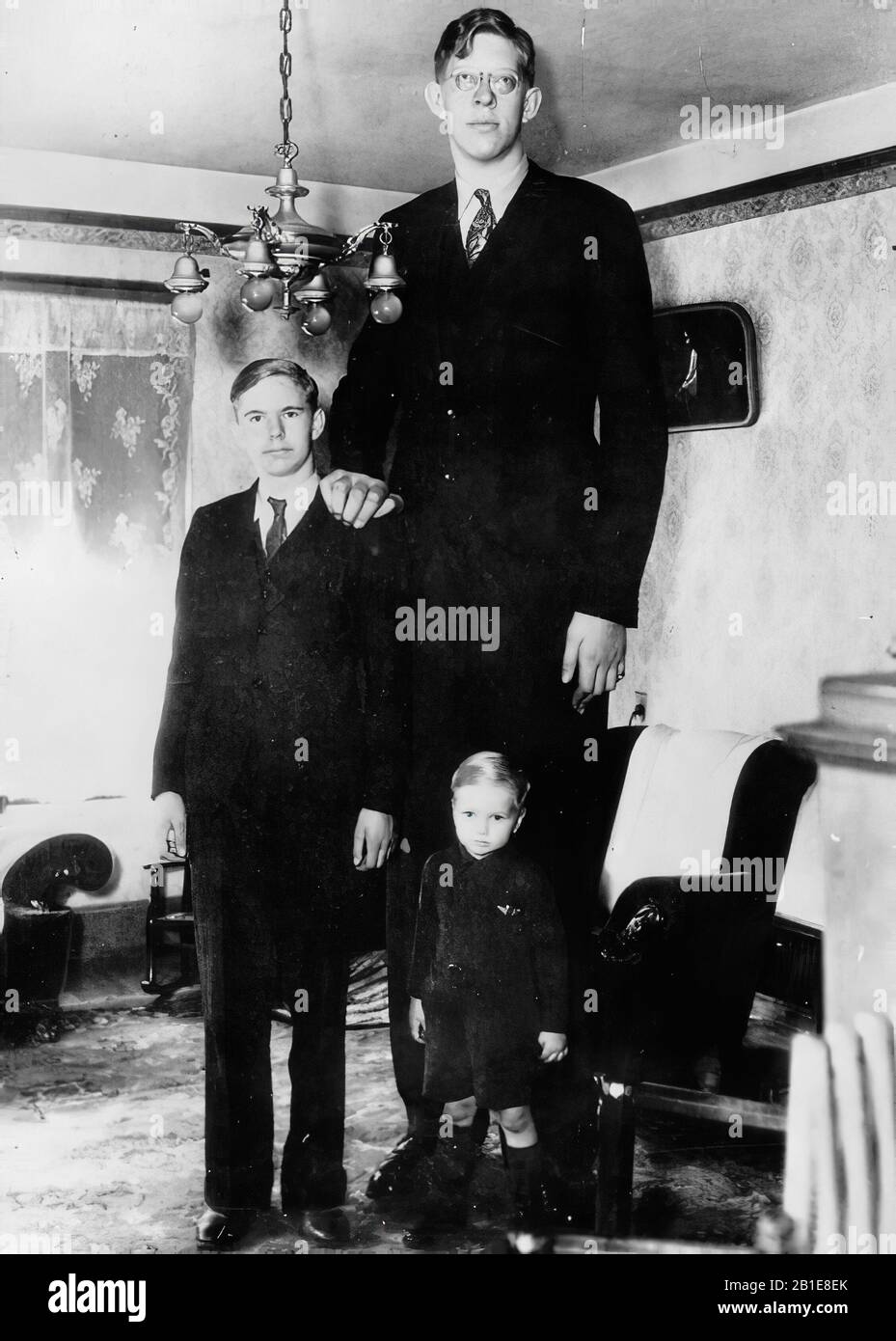 Robert Wadlow, "The Giant of Illinois." Wadlow Hat eine Höhe von 11 Fuß erreicht und ist damit die höchste bestätigte Person, die jemals gelebt hat Stockfoto