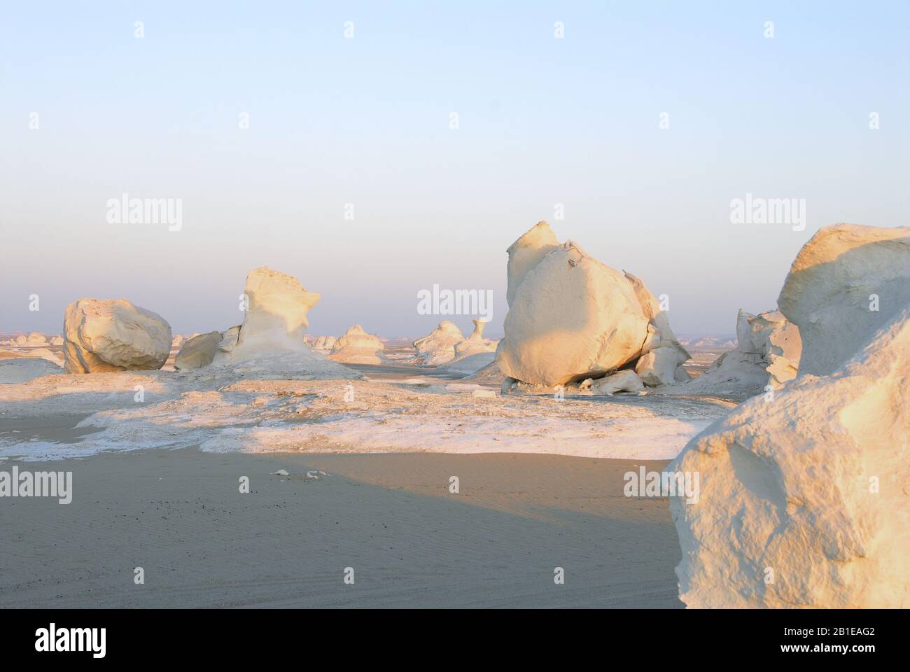Felsformationen der Weißen Wüste, Ägypten, Nationalpark Weiße Wüste Stockfoto