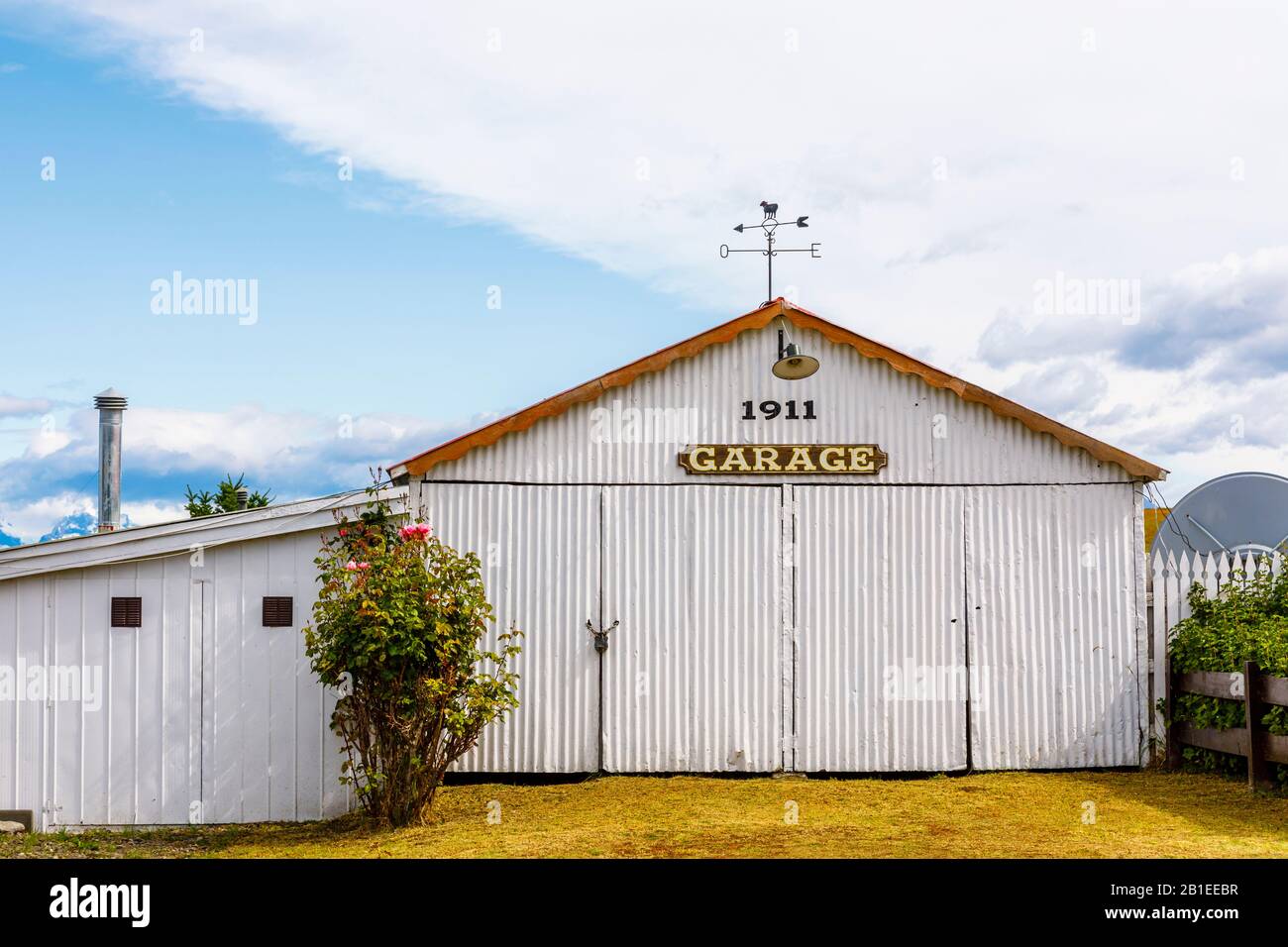 Garage von Puerto Bories House, Puerto Bories, einem Dorf in Patagonien, in der Nähe von Puerto Natales, Provinz Ultima Esperanza, Region Magallanes, Süd-Chile Stockfoto