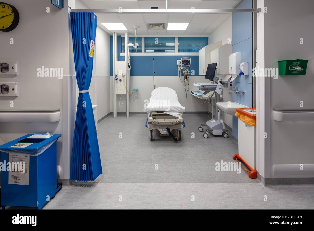 University College London Hospital Interior. Unfall- und Notfall-Behandlungsraum. Stockfoto