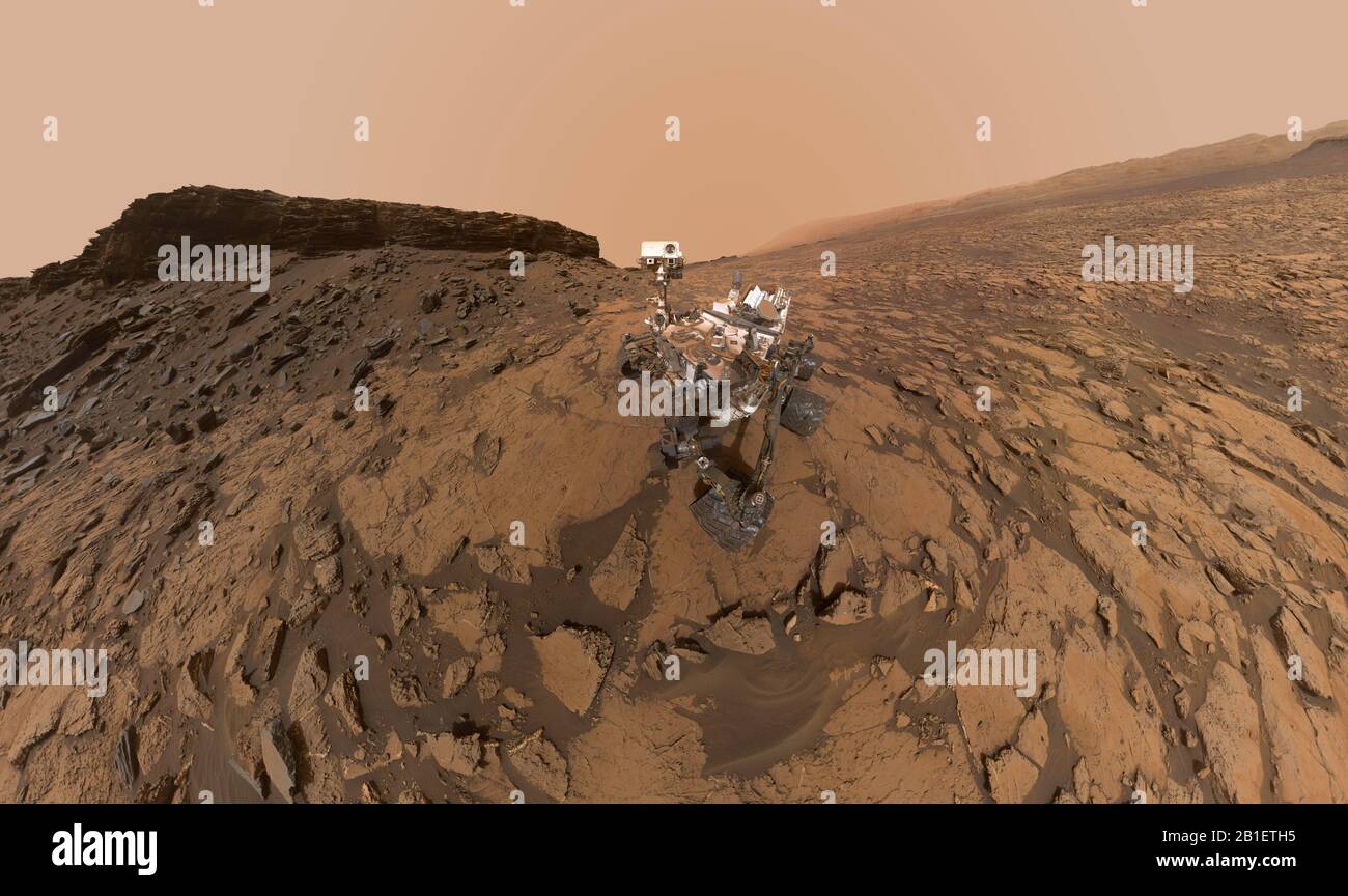 Mars - 17. September 2016 - Dieses Selbstporträt des Curiosity Mars Rover der NASA zeigt das Fahrzeug am Bohrstandort "Quela" im Bereich "Surray Buttes" Stockfoto