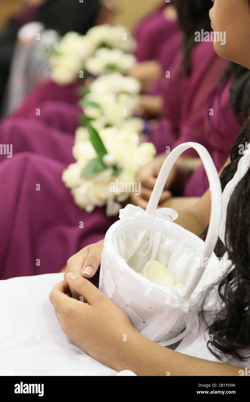 LETS GET MARRIED!: Alles und alles, was mit diesem besonderen Tag zu tun hat, wenn ein Mann und eine Frau sich vereinen. Stockfoto