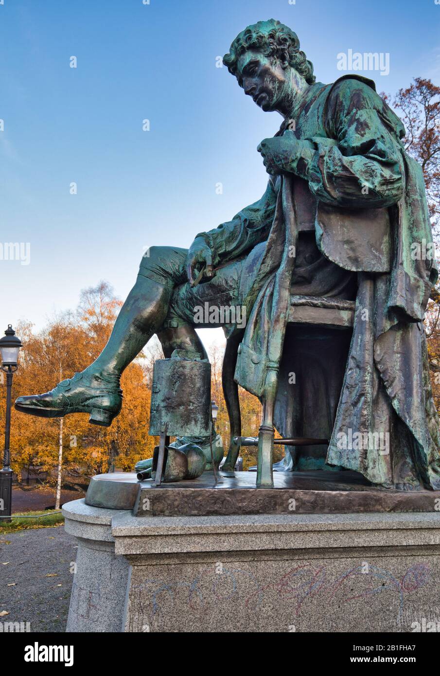 Bronzeskulptur des deutschen schwedischen Naturwissenschaftlers Carl wilhelm Scheele, Flore Hill, Humlegarden, Ostermalm, Stockholm, Schweden Stockfoto
