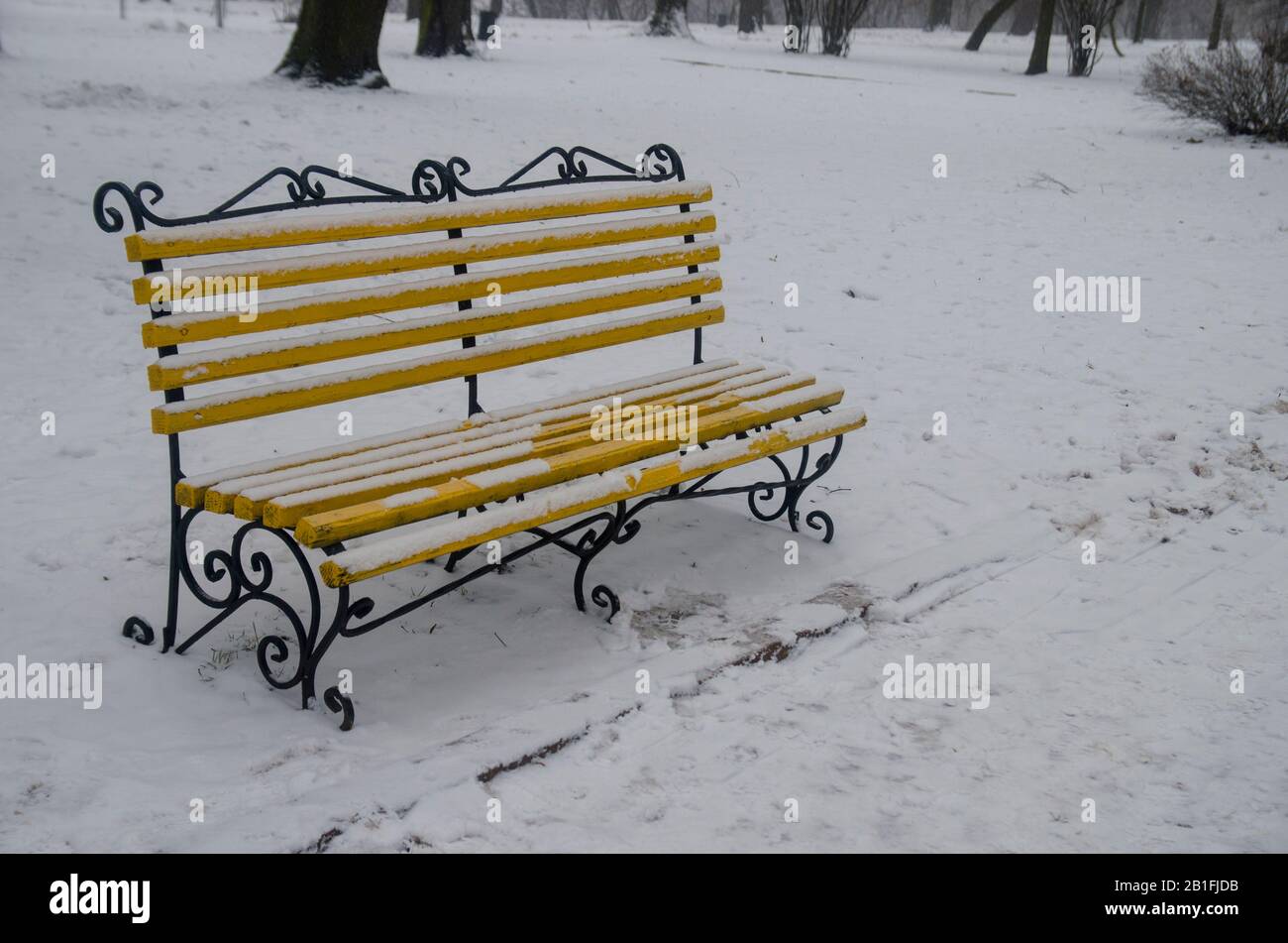 Schneebank im Winter Stockfoto