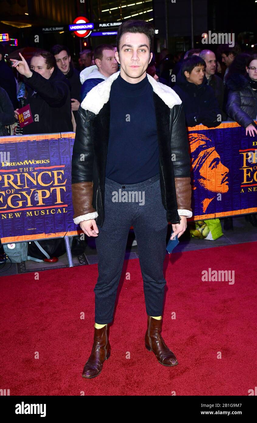 Luke Brandon Field besucht die erste Nacht des neuen Stücks The Prince of Egypt im Dominion Theatre in London. Stockfoto
