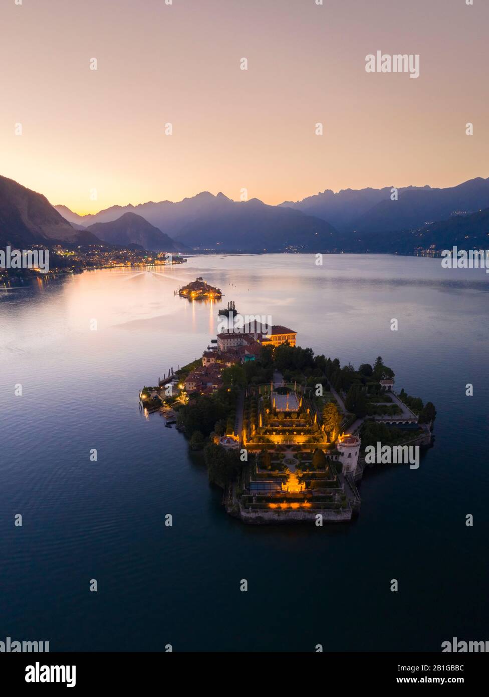 Isola bella gärten luftbild Fotos und Bildmaterial in hoher Auflösung