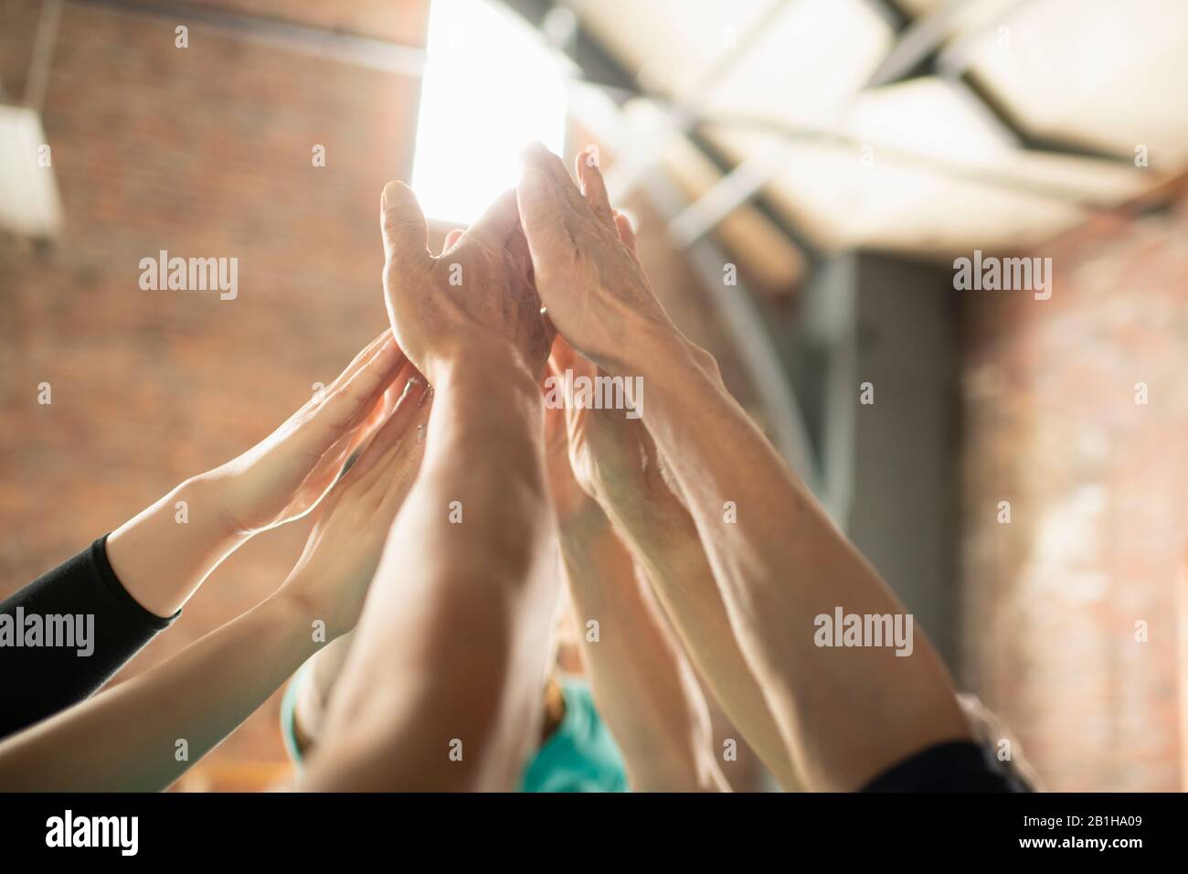 Hände zusammenfügen Stockfoto