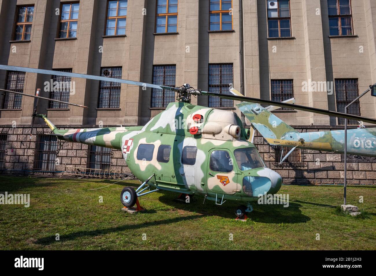 MIL Mi-2 (MI-2P) Hochlite multifunktionaler Transporthubschrauber im polnischen Armeemuseum in Warschau, Polen Stockfoto