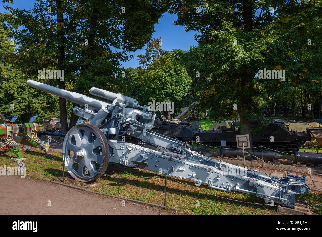 15 cm SFH18, Deutsches Schwerfeld Howitzer (15 cm Schwere Feldhaubitze 18), Artillerie-Stück aus Dem Zweiten Weltkrieg im polnischen Armeemuseum in Warschau, Polen Stockfoto