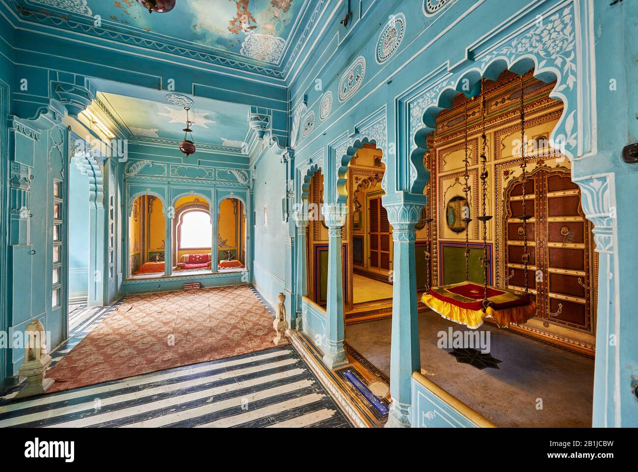 Blauer Raum, Innenschuss des Stadtpalasts von Udaipur, Rajasthan, Indien Stockfoto