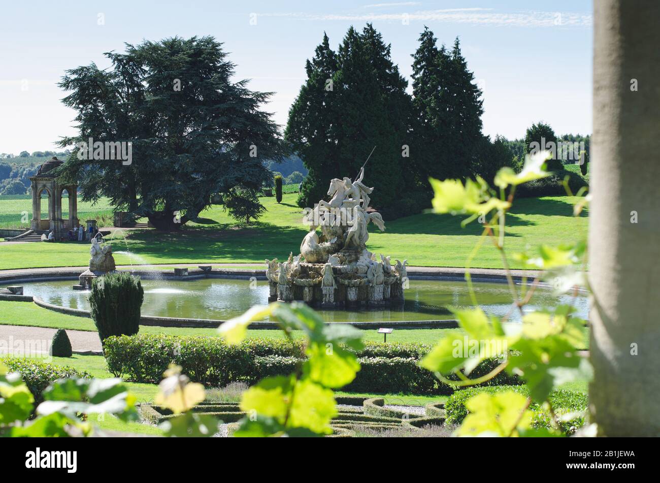 Perseus und Andromeda-Brunnen am Witley Court, Great Witley, Worcestershire, England Stockfoto