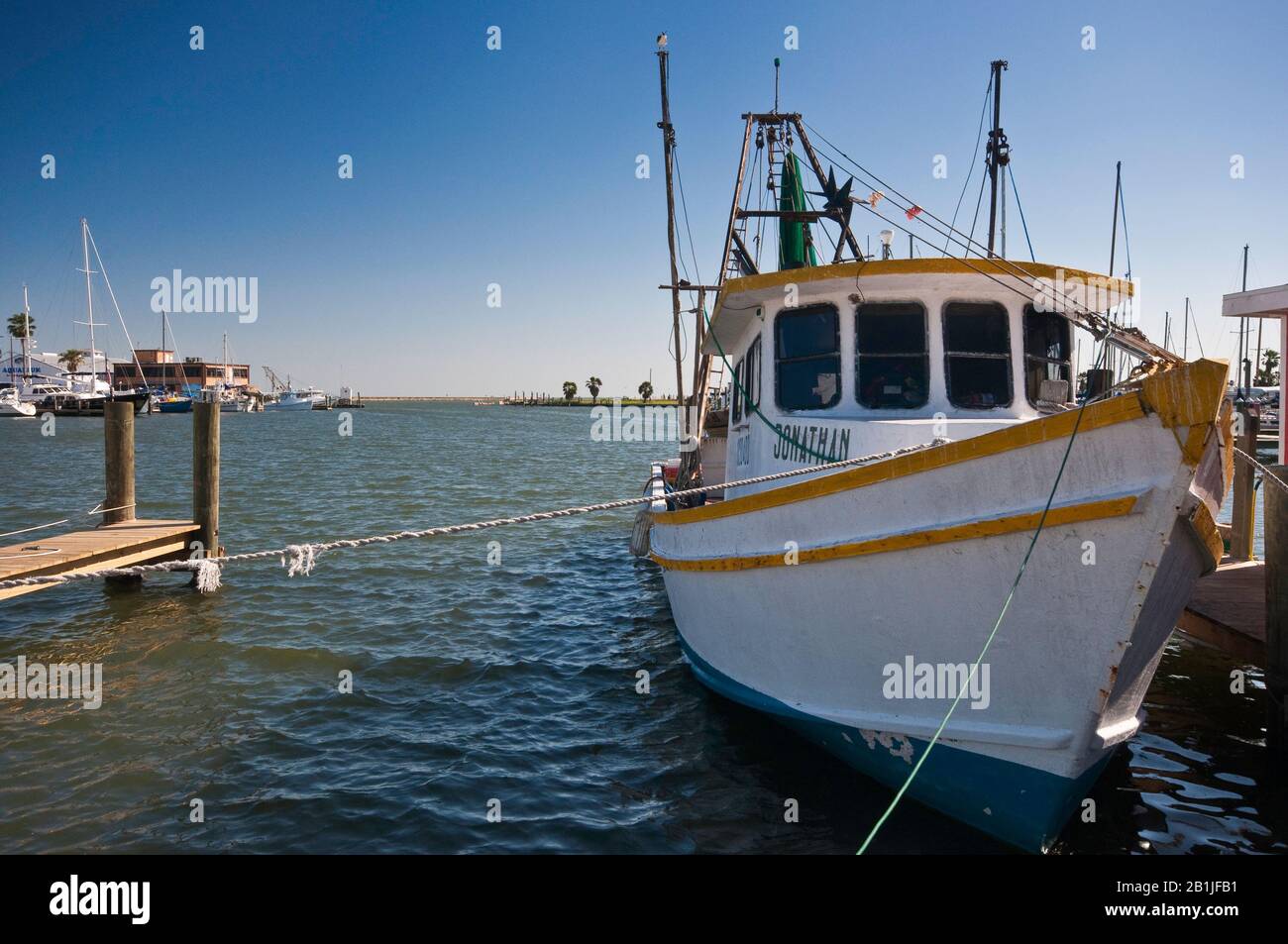 Garnelenboot im Hafen, Aransas Bay, Golf von Mexiko, Rockport, Golfküste, Texas, USA Stockfoto