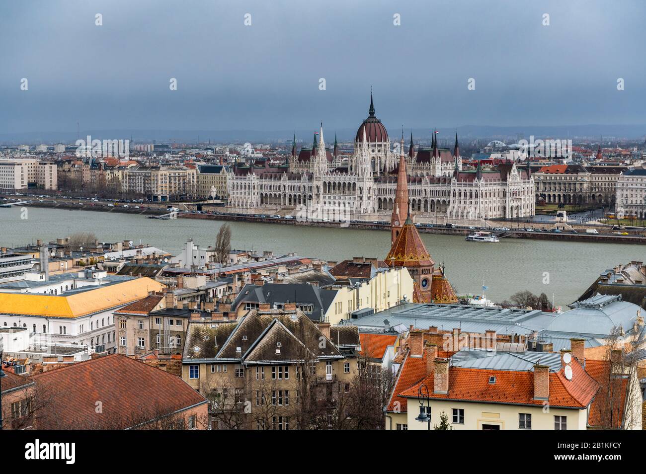 Blick über Budapest mit der Donau und dem ungarischen Parlament Stockfoto
