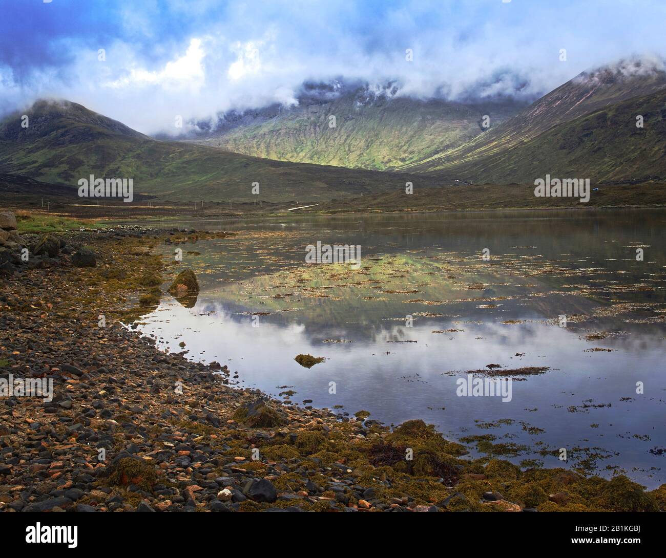 Seen und Berge auf der A7-Insel Skye Stockfoto