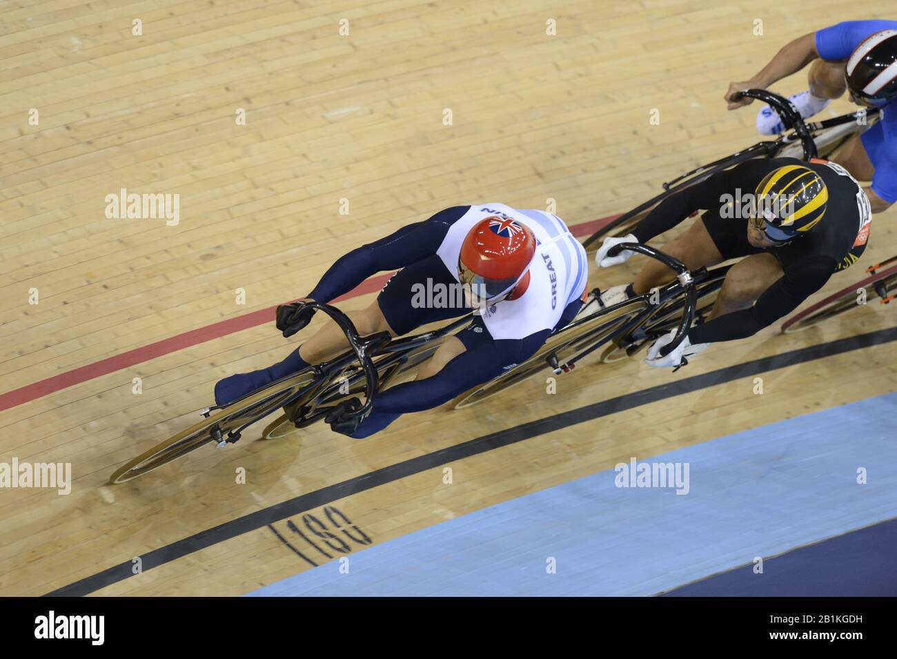 Olympischen Velodrom 2012. London, Großbritannien, Beschreibung: Event - Herren Keirin, Sir Chris HOY gewinnt das Halbfinale. Halbfinale 2012 London Olympic Track Cycling. Velodrom, Stratford East London. GROSSBRITANNIEN. 16:23:48 Dienstag, 08.07.2012 [Pflichtgutschrift: Peter Spurrier/Intersport Images] Stockfoto