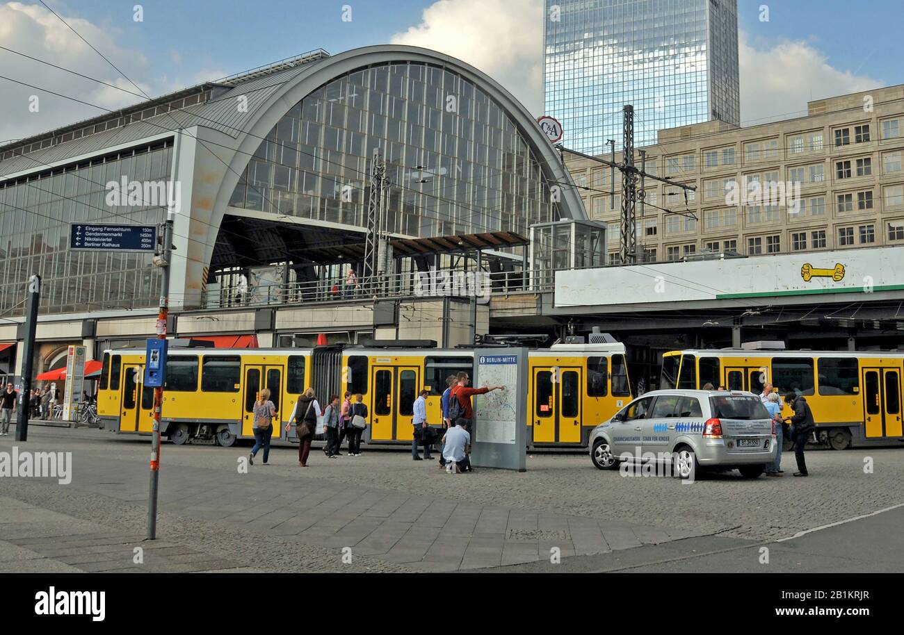 Bahnhof Alexanderplatz, Berlin, Deutschland Stockfoto