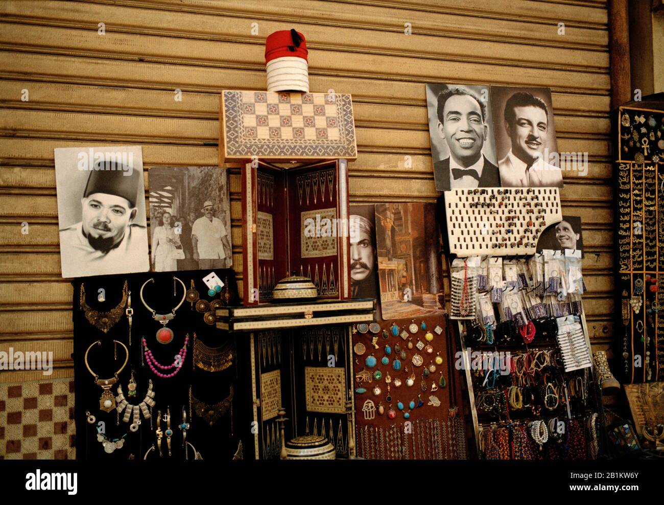 Touristischer Basar-Markt in Khan Al Khalili in Kairo in Ägypten in Nordafrika. Khalil Stockfoto