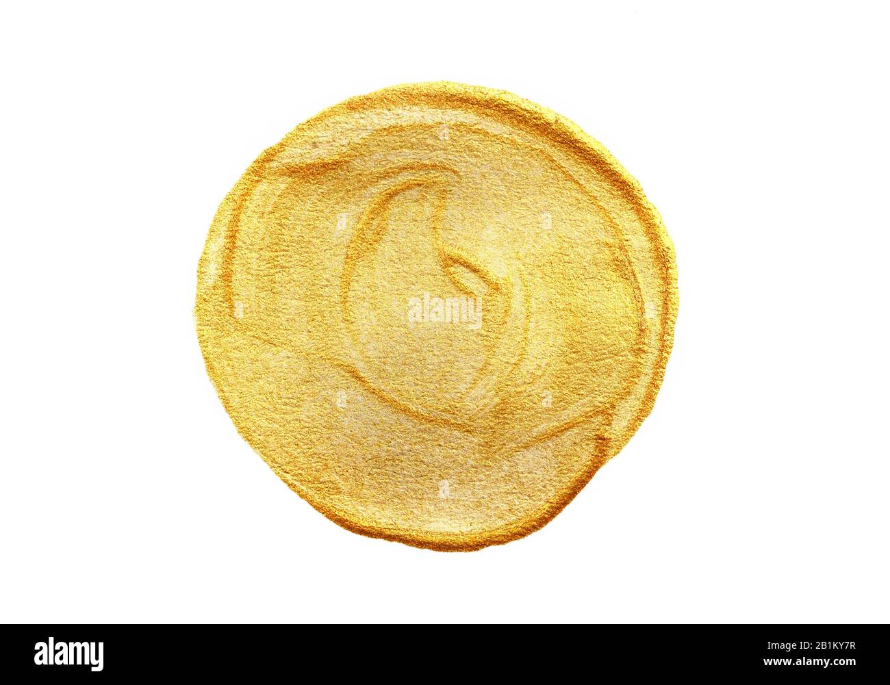 Goldbemalter Kreis. Acrylbürste in rylförmiger Form. Designelement isoliert auf weißem Hintergrund Stockfoto