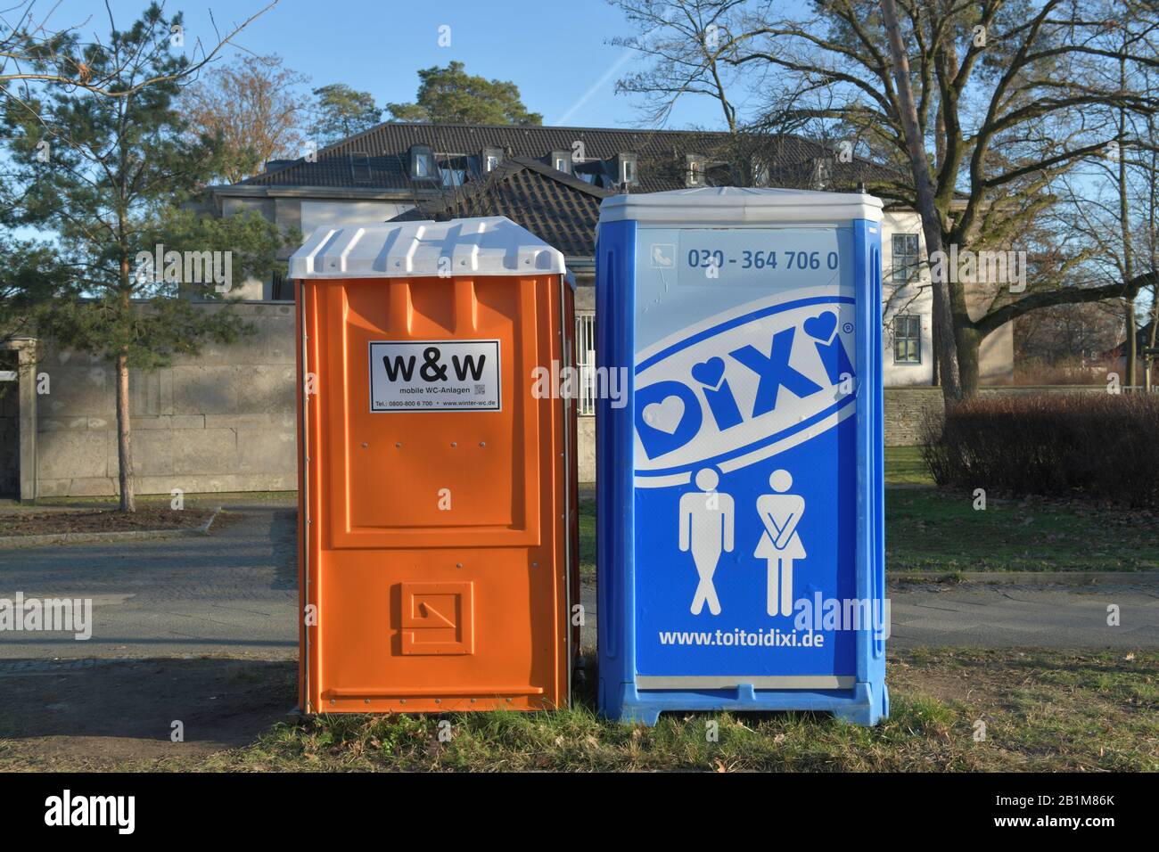 Dixi klo Fotos und Bildmaterial in hoher Auflösung Alamy