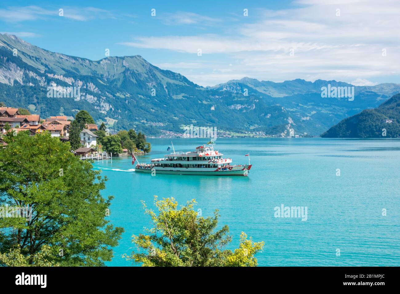 Schiffsrundfahrten am Brienzersee in Oberried in den Berner Alpen/Schweiz Stockfoto