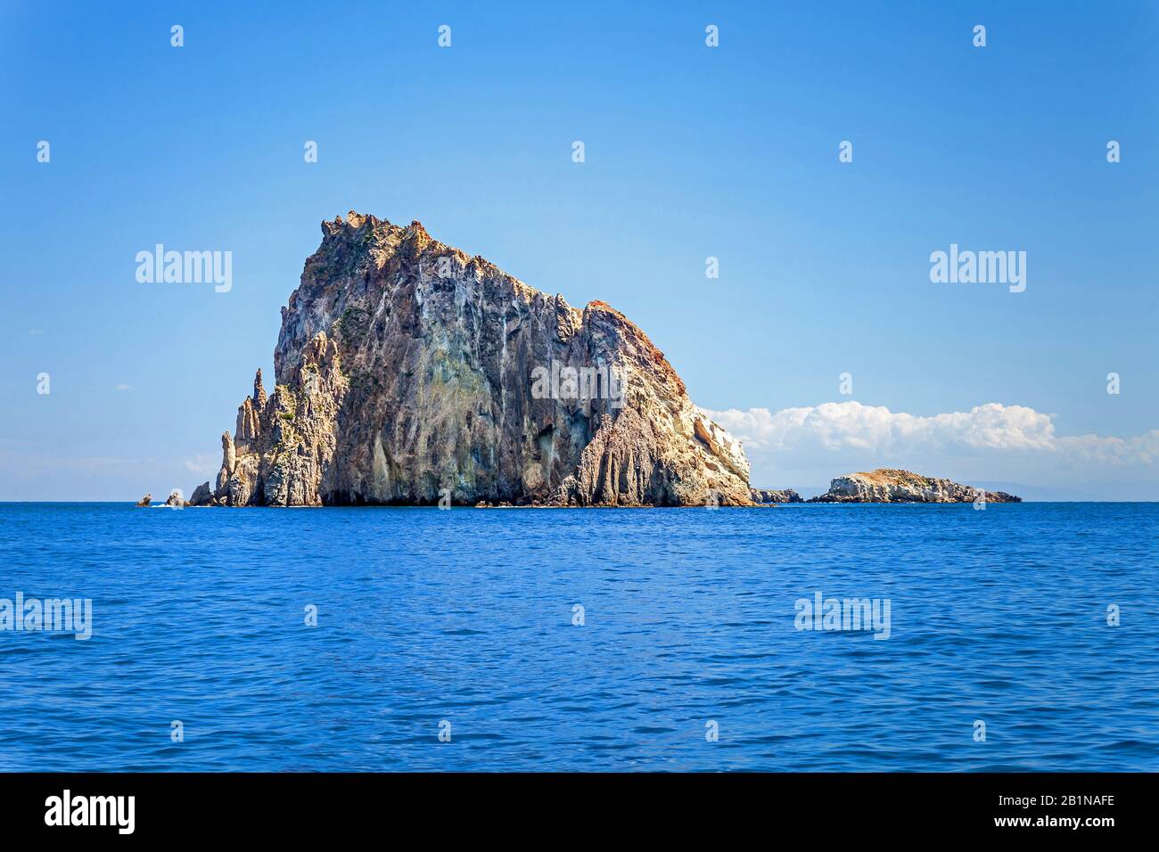 Felsinsel, Italien, Liparische Inseln Stockfoto